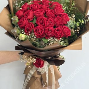 Yapay Kırmızı Ekvator Gül Buketi Serisi